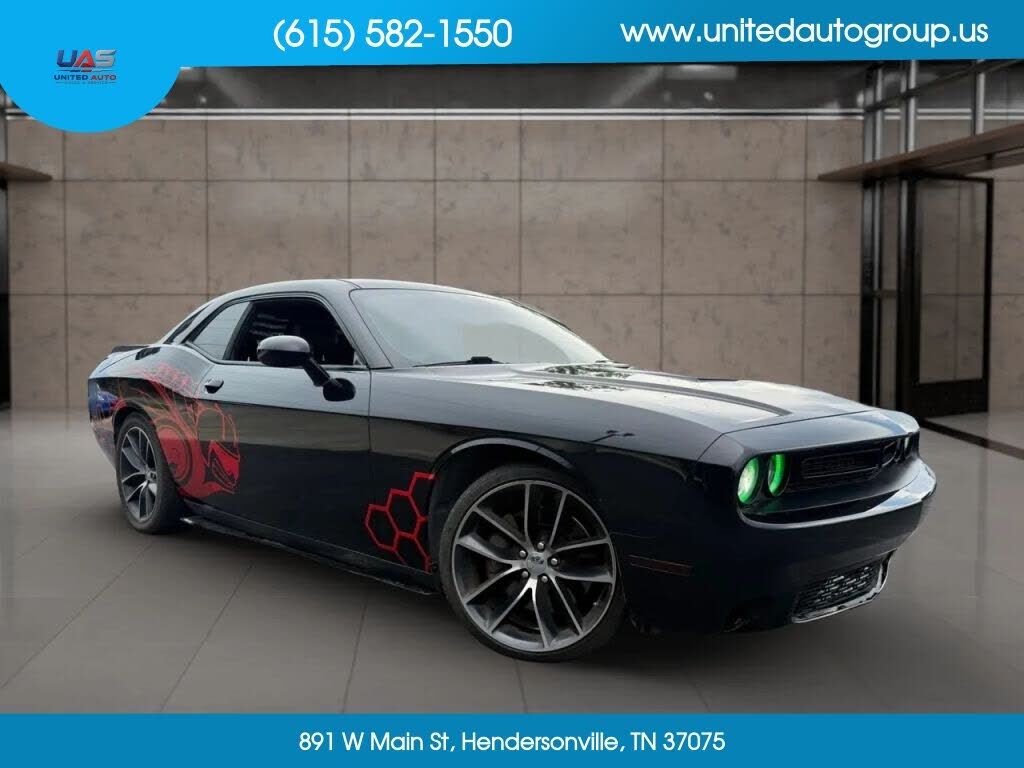 2016 DODGE Challenger