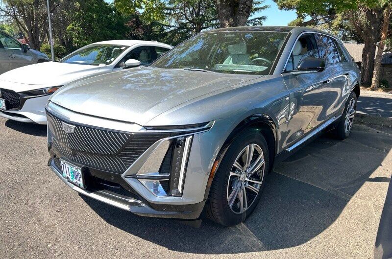 2024 CADILLAC Lyriq