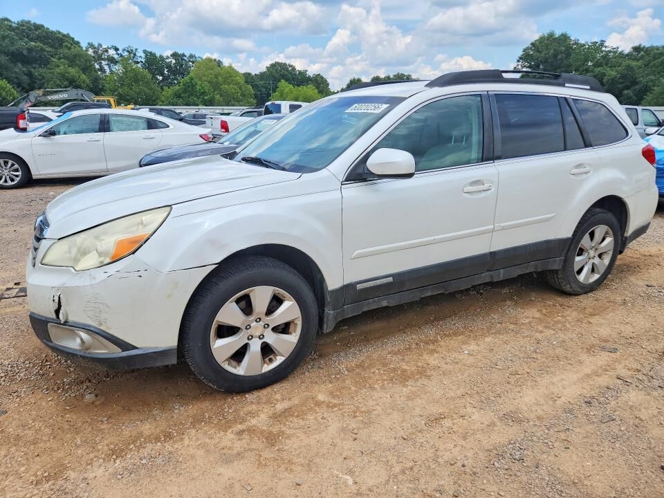 2011 SUBARU Outback