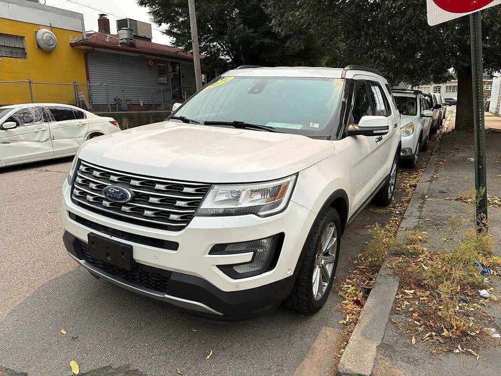 2017 FORD Explorer