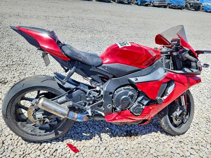 2019 YAMAHA YZF