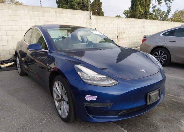 2018 TESLA Model 3