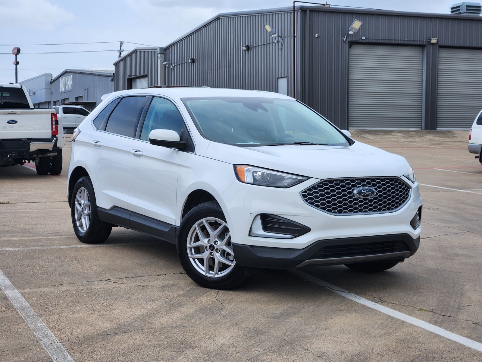 2024 FORD Edge