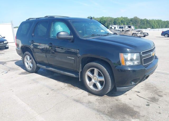 2013 CHEVROLET Tahoe