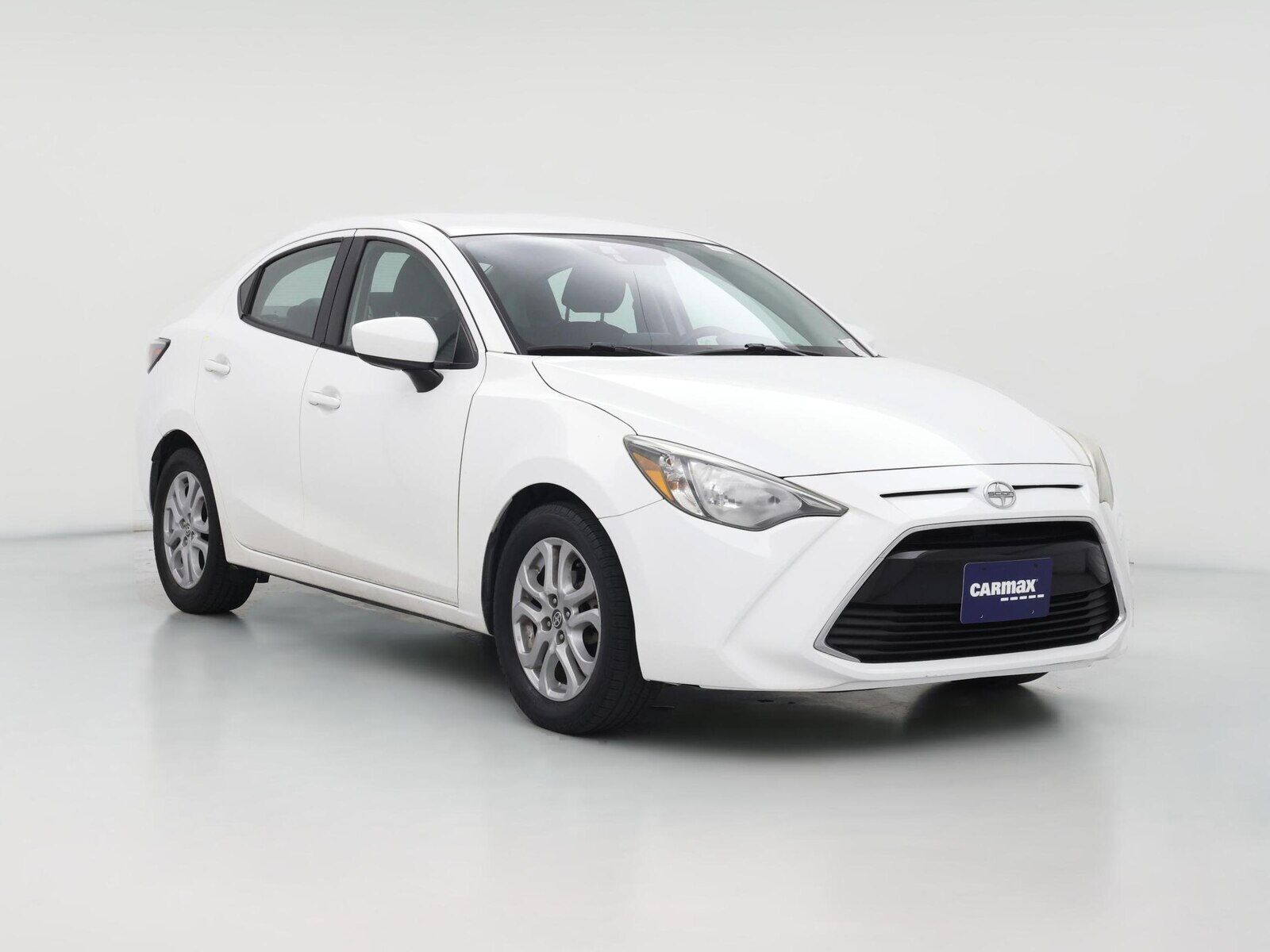 2016 TOYOTA Scion