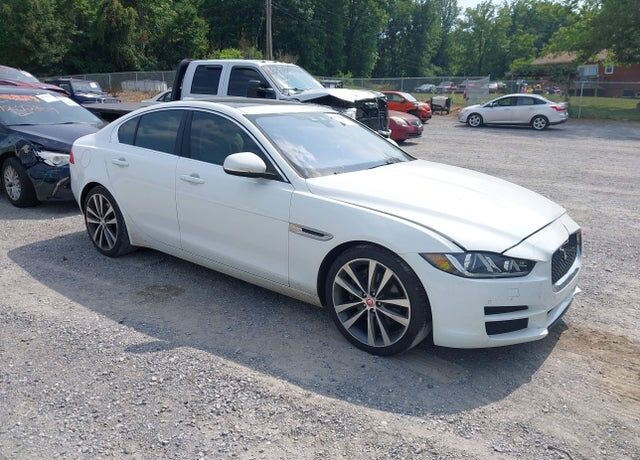 2017 JAGUAR XE