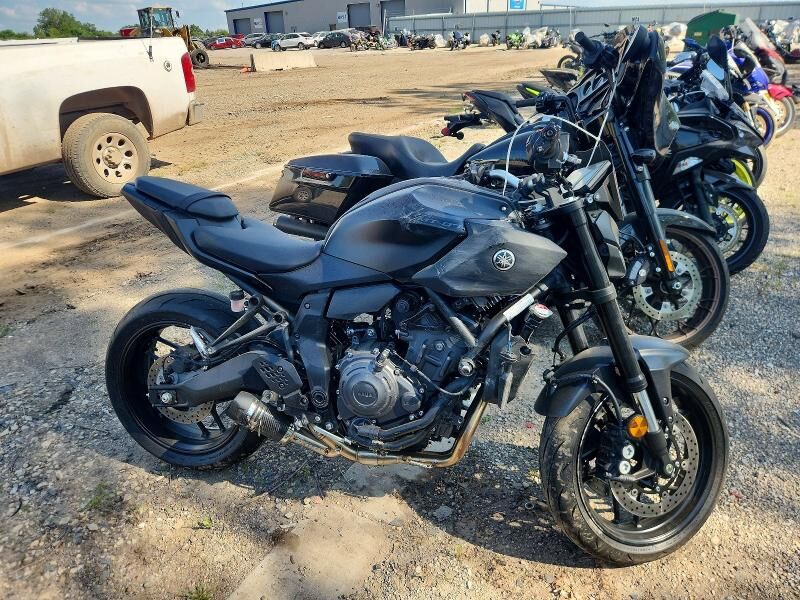2025 YAMAHA MTN690