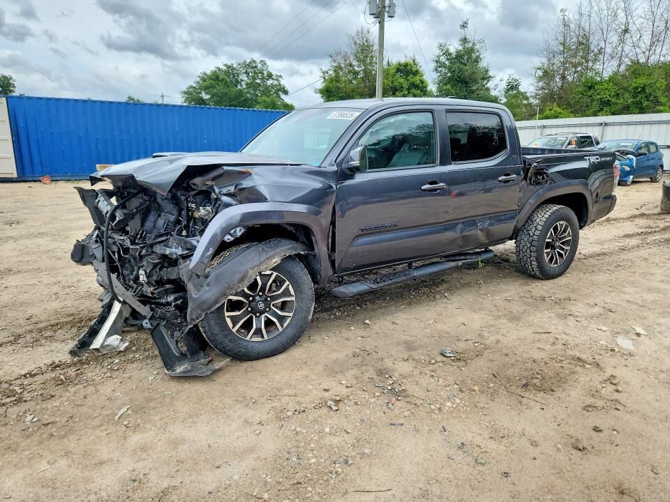 2020 TOYOTA Tacoma