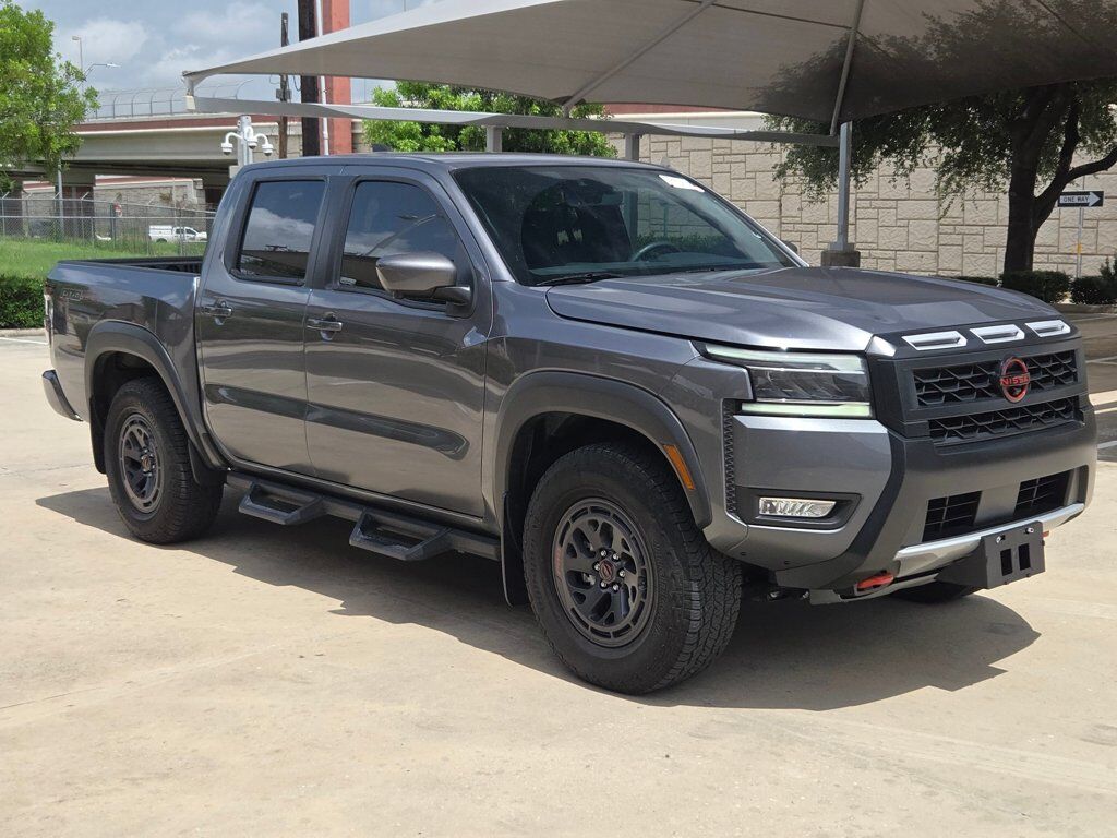 2025 NISSAN Frontier