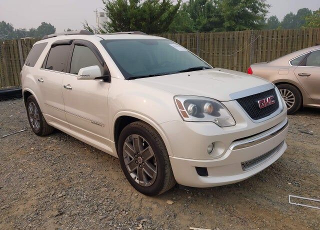 2011 GMC Acadia