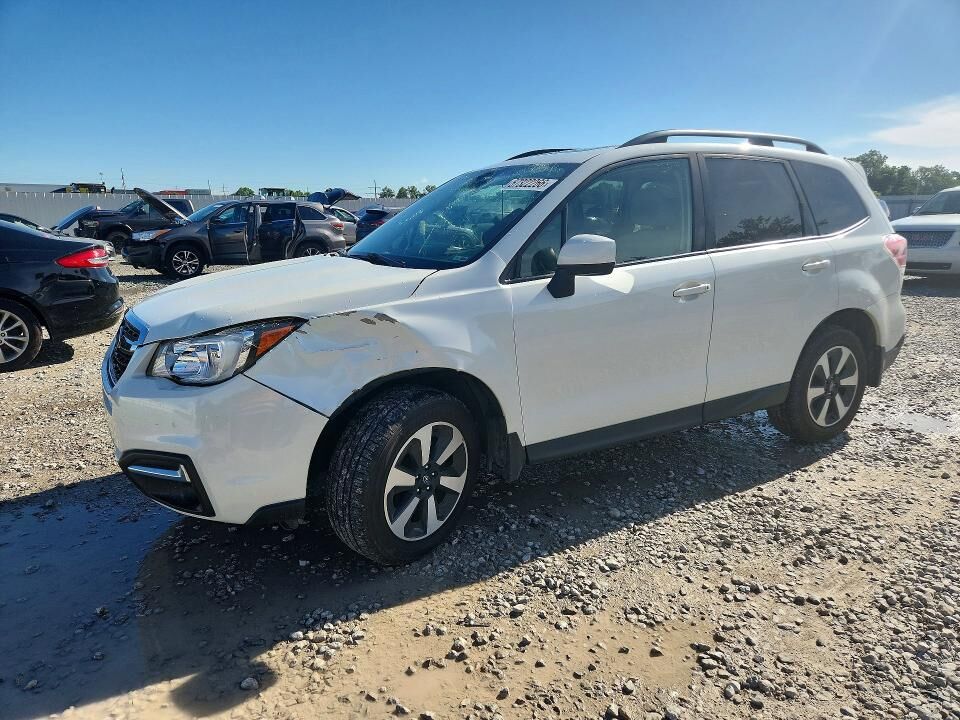 2017 SUBARU Forester