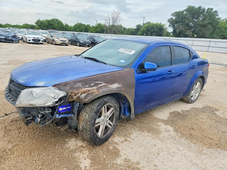 2013 DODGE Avenger