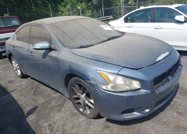 2011 NISSAN Maxima