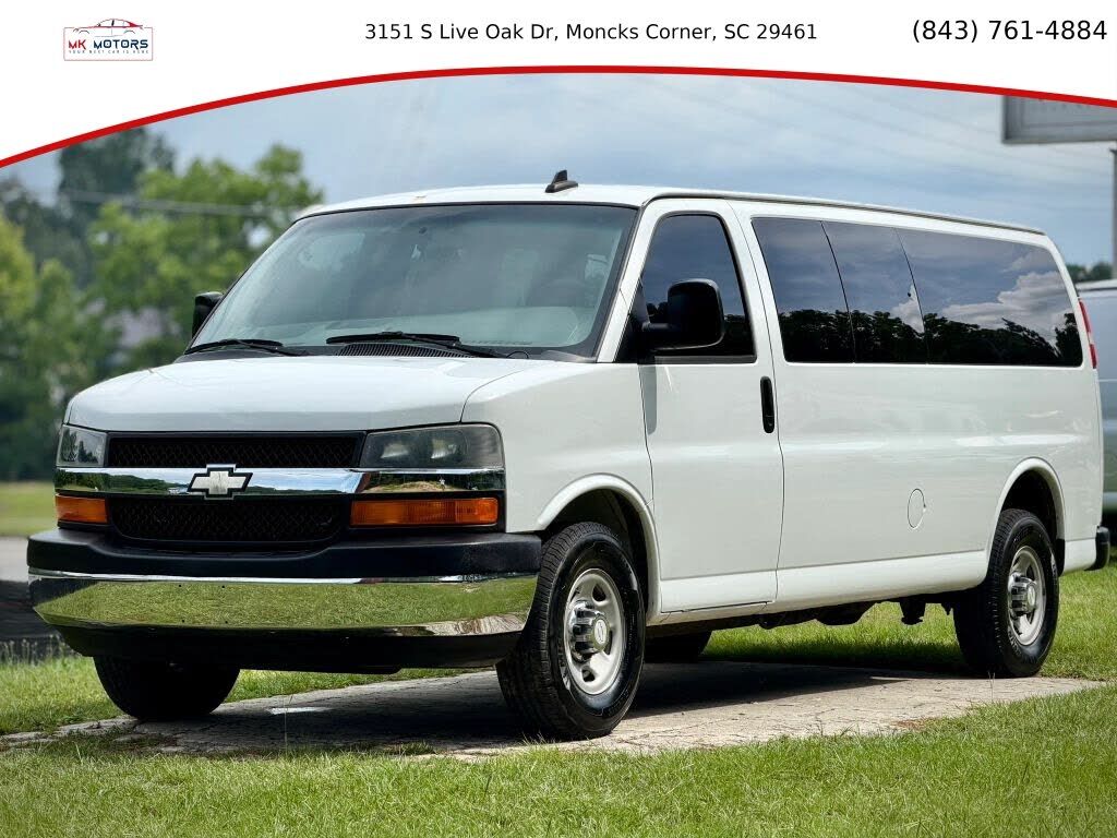 2017 CHEVROLET Express