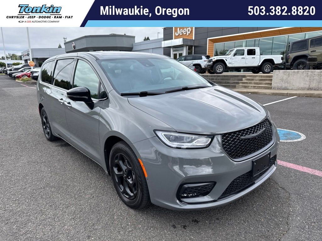 2023 CHRYSLER Pacifica