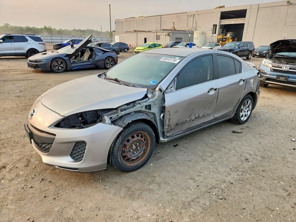 2012 MAZDA Mazda3