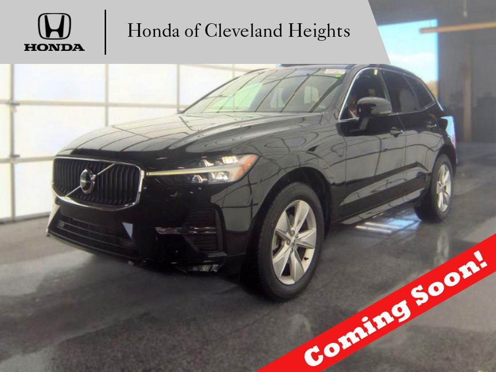 2022 VOLVO XC60