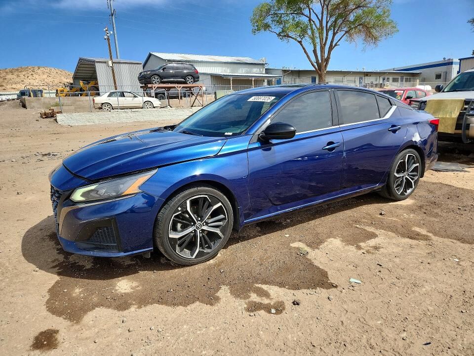 2023 NISSAN Altima