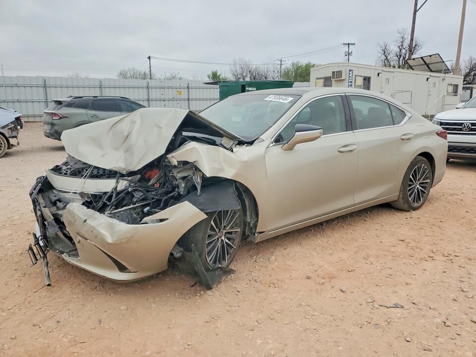 2025 LEXUS ES