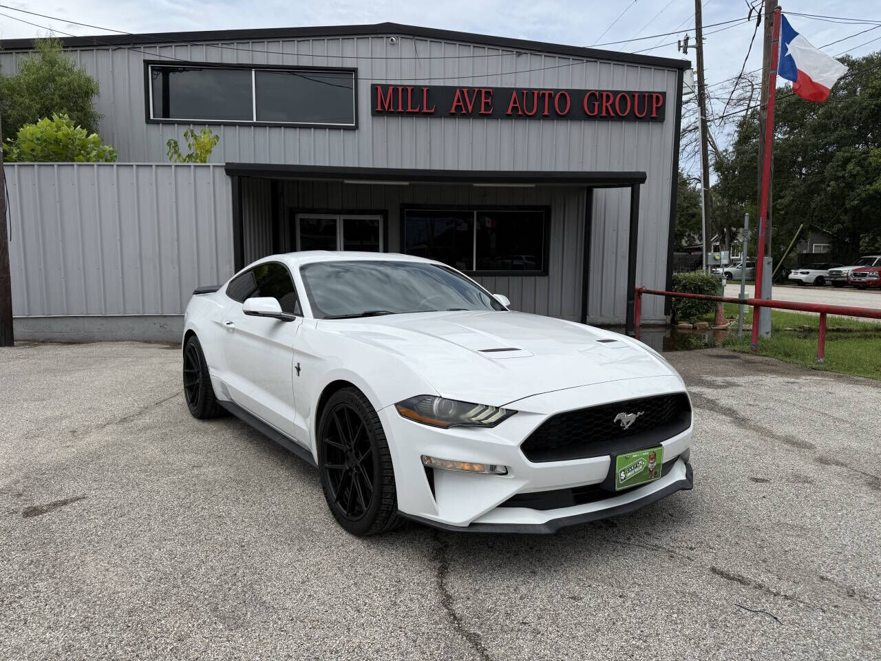 2019 FORD Mustang