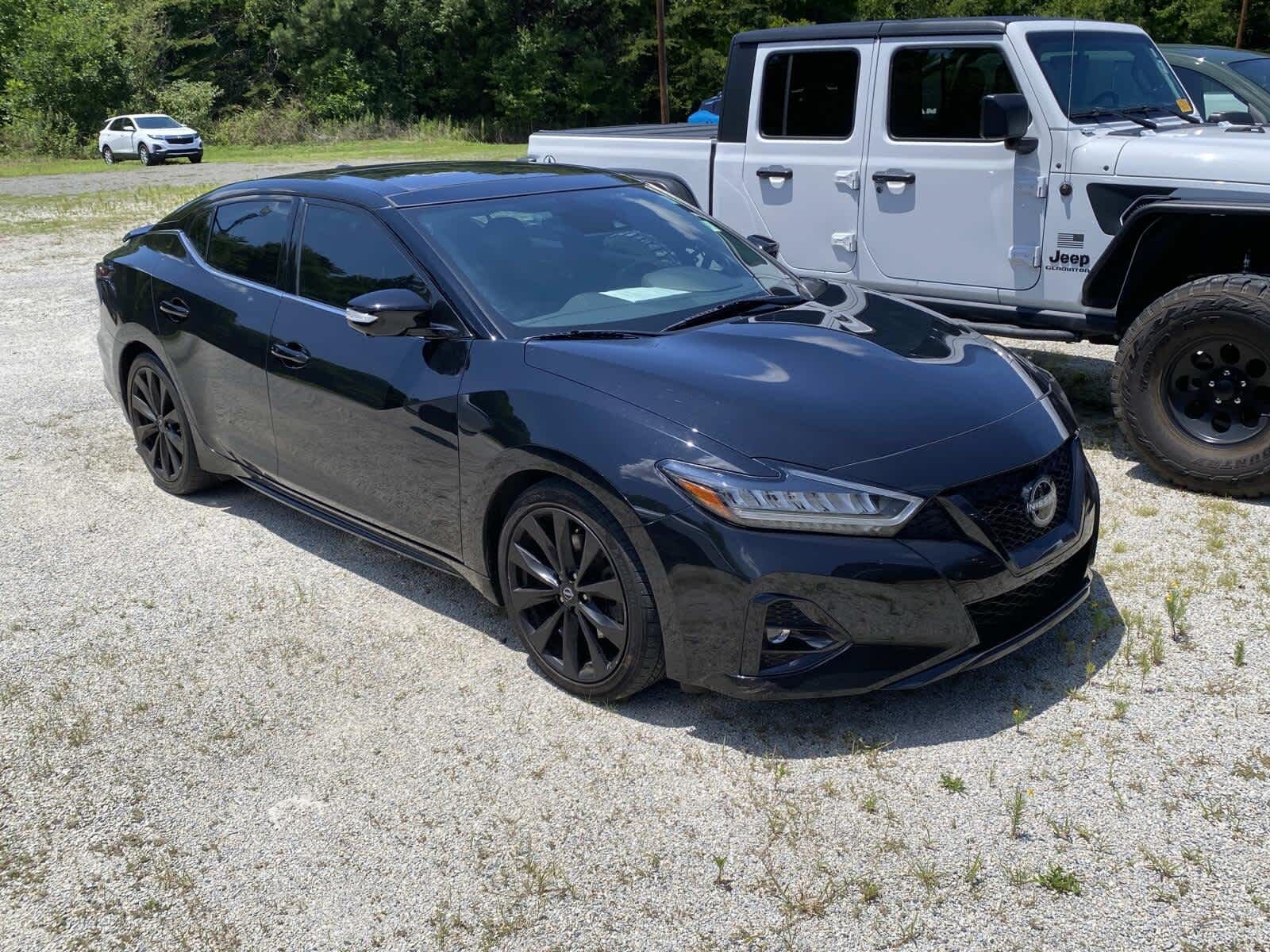 2023 NISSAN Maxima