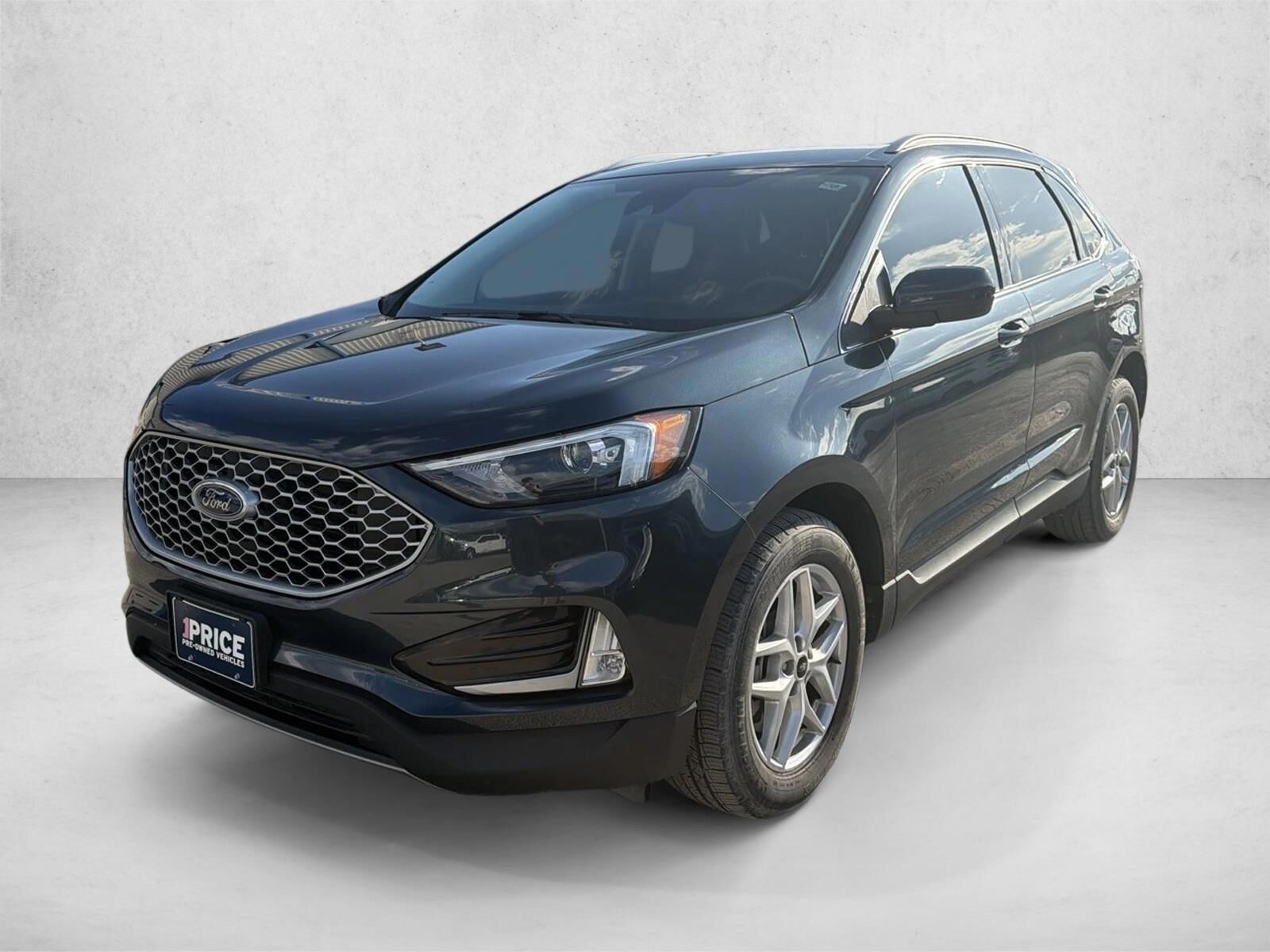 2023 FORD Edge