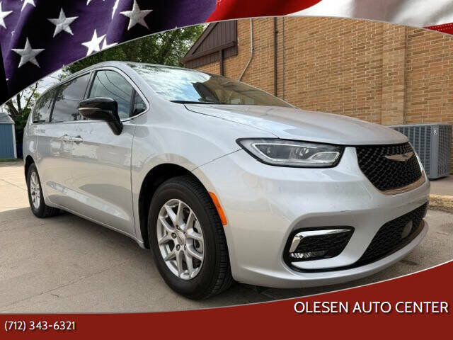 2023 CHRYSLER Pacifica