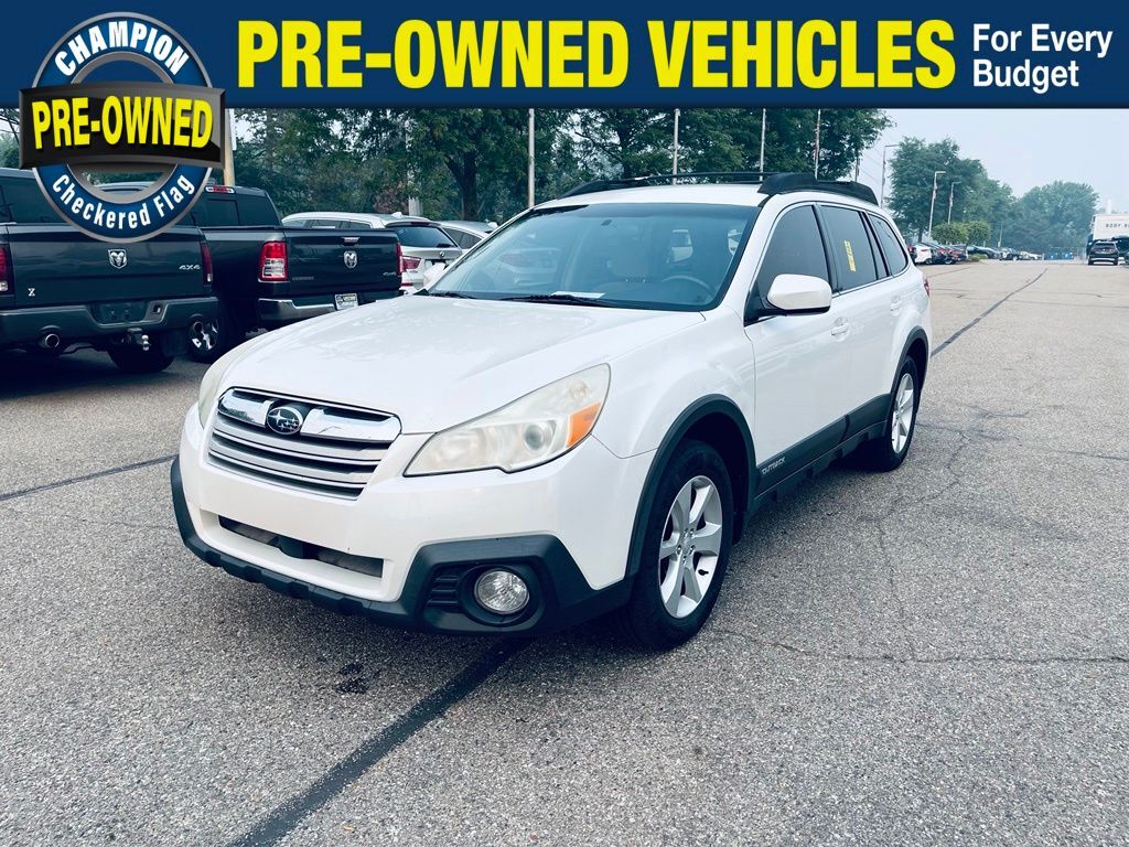 2013 SUBARU Outback