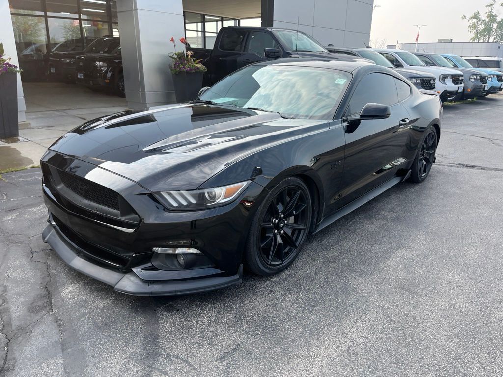2017 FORD Mustang
