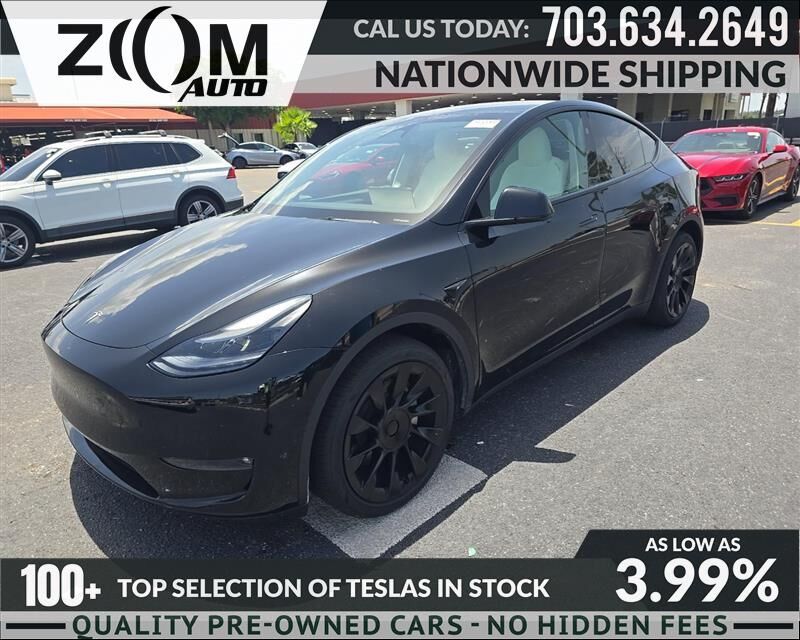 2023 TESLA Model Y