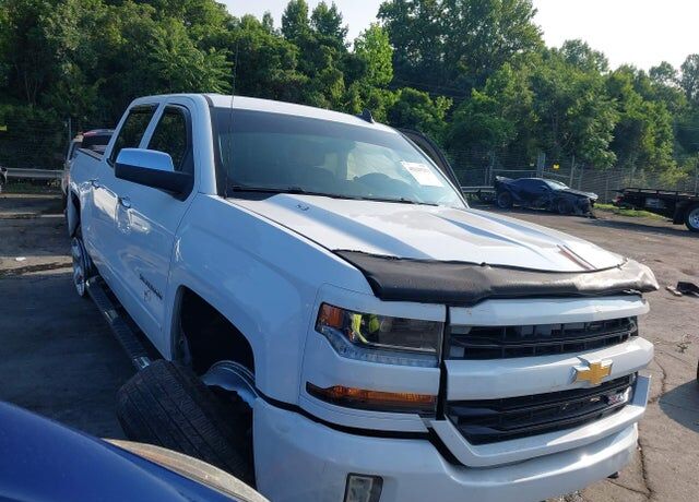 2017 CHEVROLET Silverado