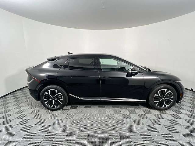 2024 KIA EV6
