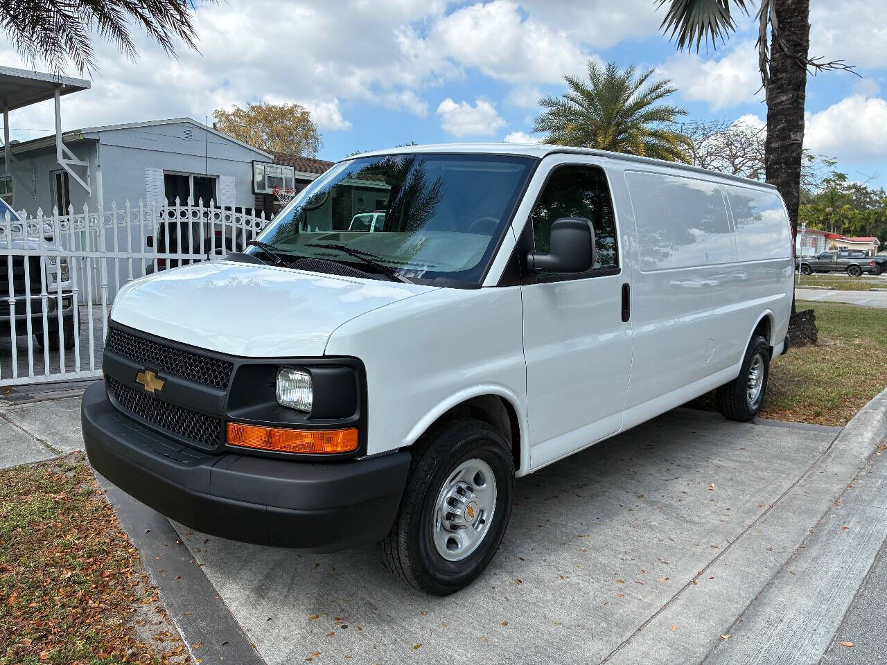 2010 CHEVROLET Express
