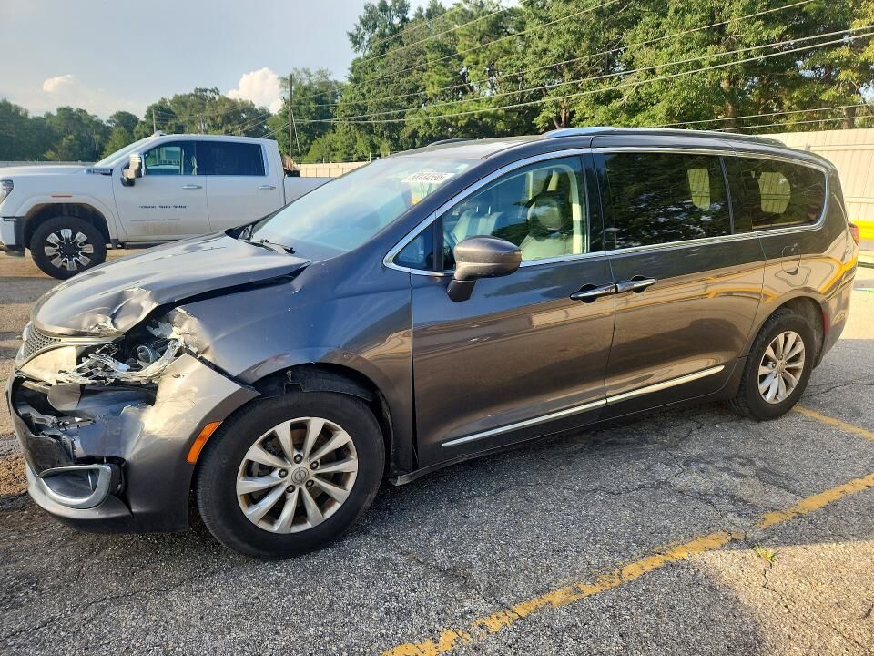 2019 CHRYSLER Pacifica