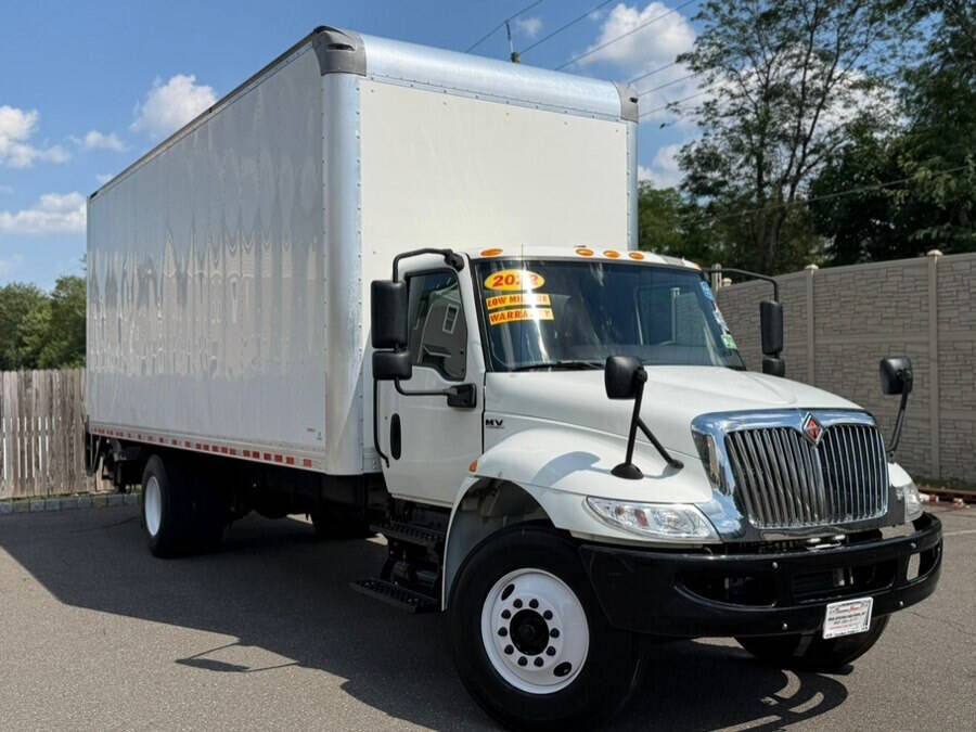 2022 INTERNATIONAL MV607