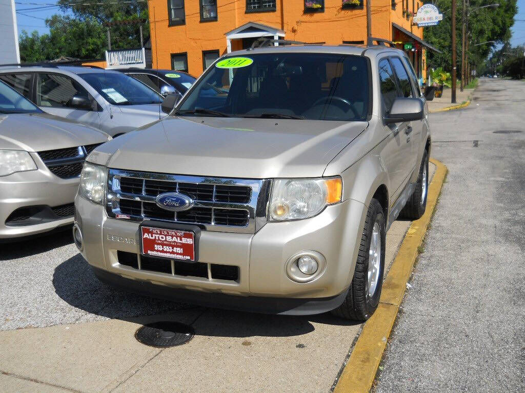 2011 FORD Escape