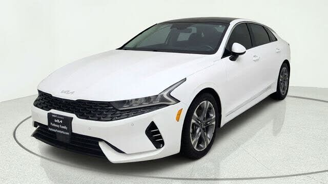 2022 KIA K5