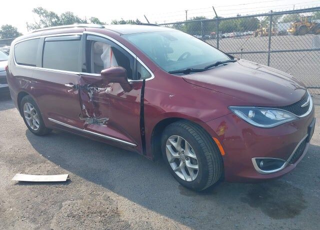 2019 CHRYSLER Pacifica