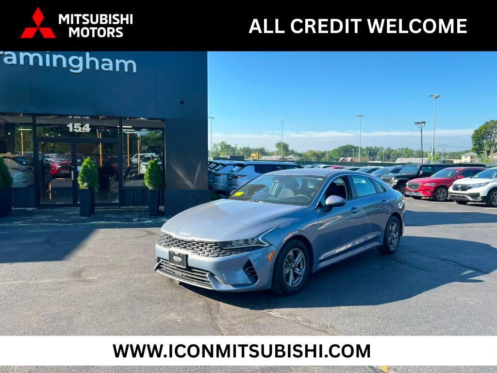 2022 KIA K5