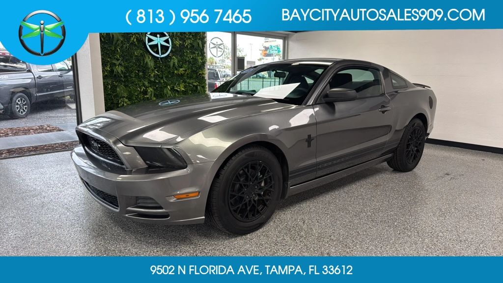 2013 FORD Mustang