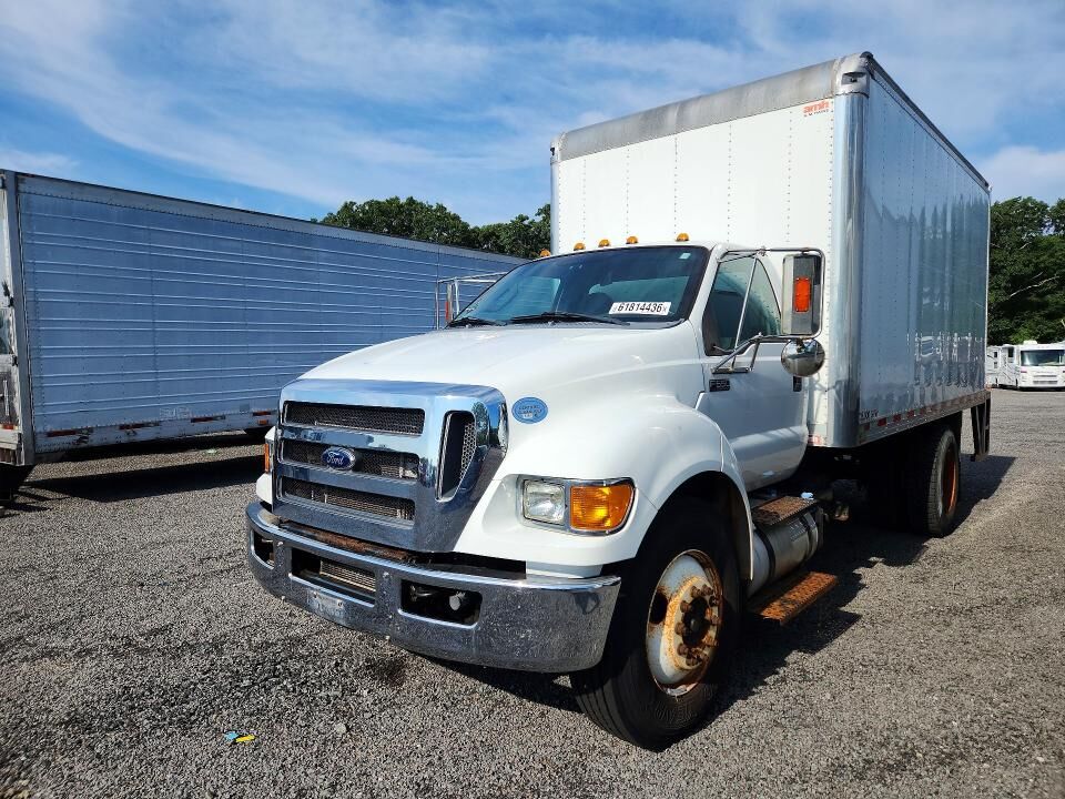 2015 FORD F-650