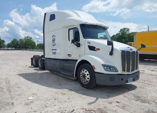 2020 PETERBILT 579