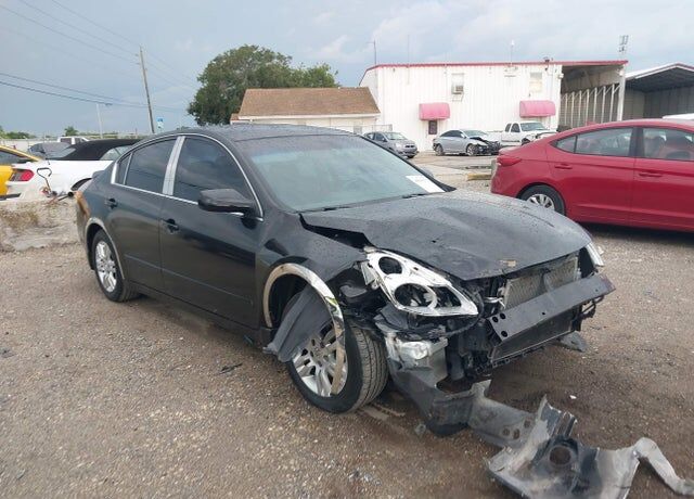 2012 NISSAN Altima