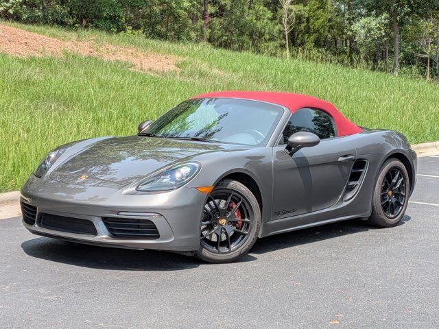2019 PORSCHE 718