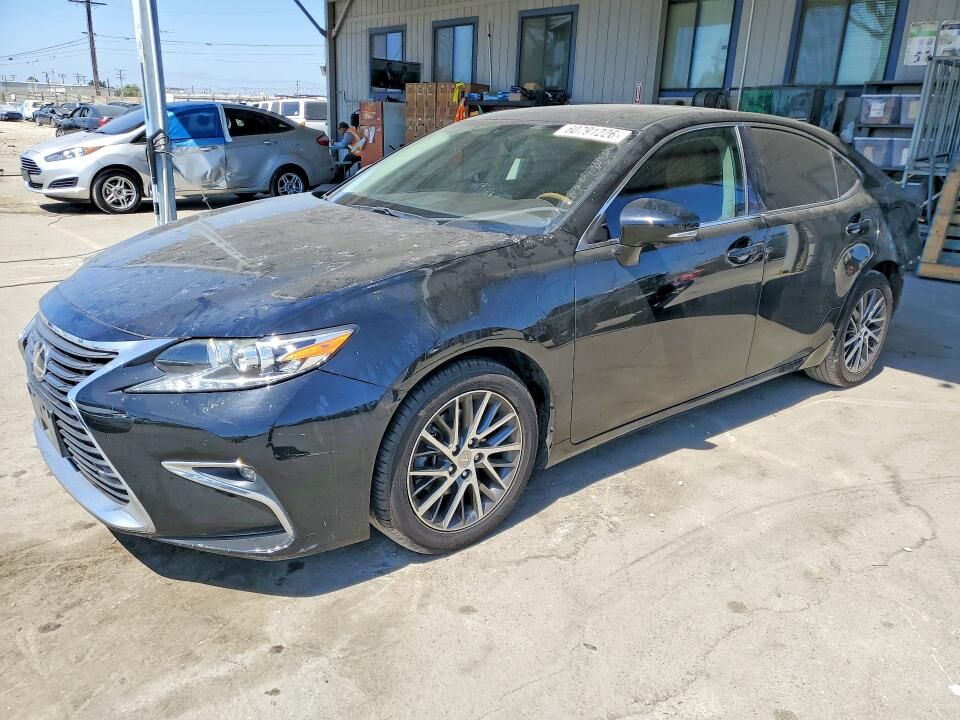 2016 LEXUS ES