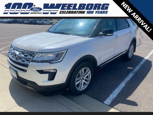 2018 FORD Explorer