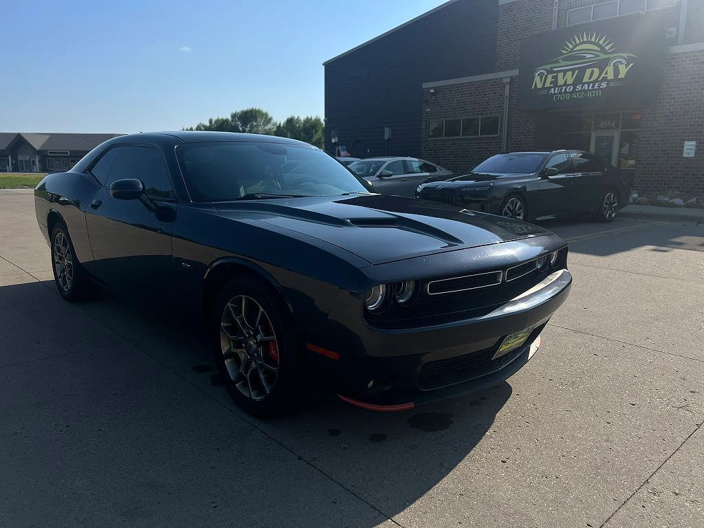 2017 DODGE Challenger