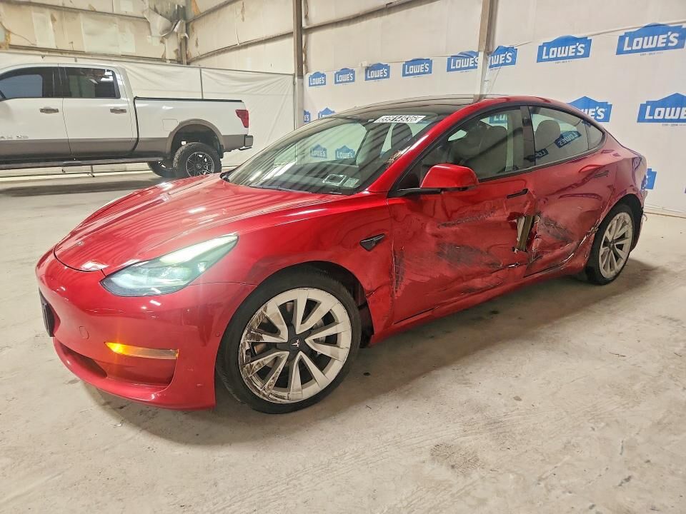 2022 TESLA Model 3