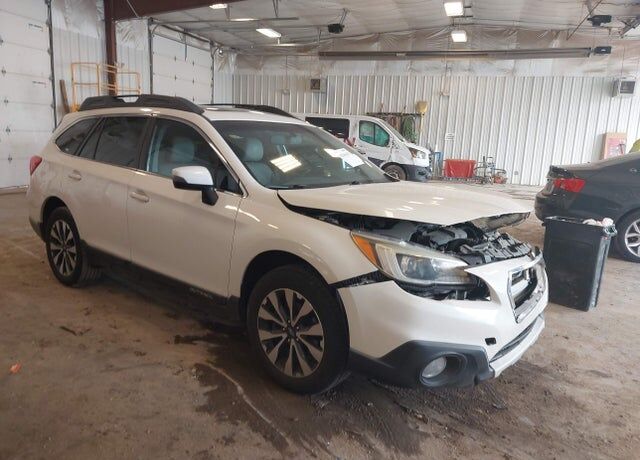 2015 SUBARU Outback