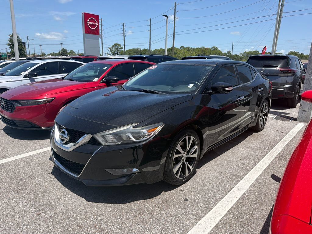 2017 NISSAN Maxima